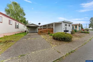 570 N 10th Av, Cornelius, OR 97113 - Photo 1