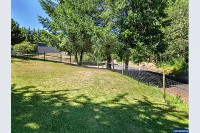 30202 Townsend Rd, Lebanon, OR 97355 - Photo 24