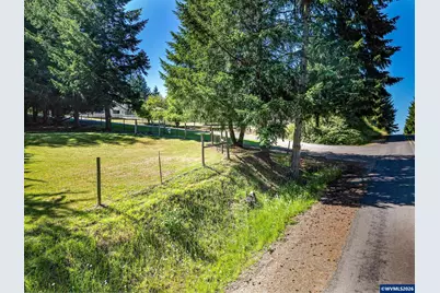 30202 Townsend Rd, Lebanon, OR 97355 - Photo 20