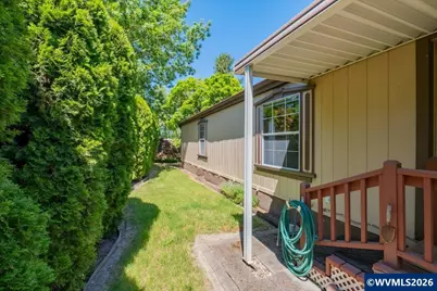 1905 Waverly #19 Dr SE, Albany, OR 97322 - Photo 34