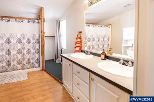 47507 School St, Oakridge, OR 97463 - Photo 18