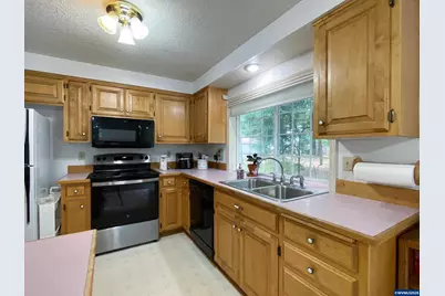15925 Oakridge Ln NE, Silverton, OR 97381 - Photo 26