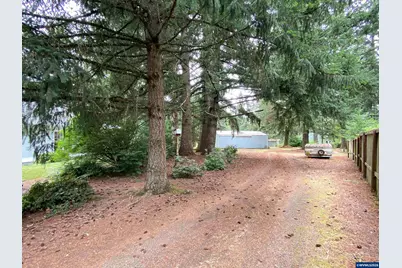 15925 Oakridge Ln NE, Silverton, OR 97381 - Photo 12
