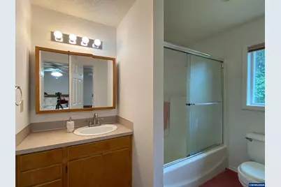 15925 Oakridge Ln NE, Silverton, OR 97381 - Photo 34