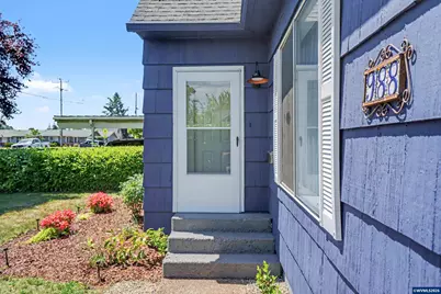 988 SE Miller Av, Dallas, OR 97338 - Photo 2