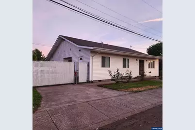 730 Burton St, Harrisburg, OR 97446 - Photo 4