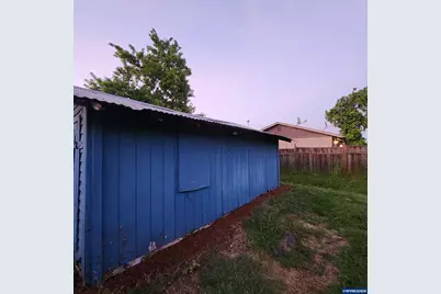 730 Burton St, Harrisburg, OR 97446 - Photo 24