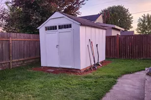 730 Burton St, Harrisburg, OR 97446 - Photo 30