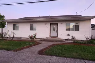 730 Burton St, Harrisburg, OR 97446 - Photo 1