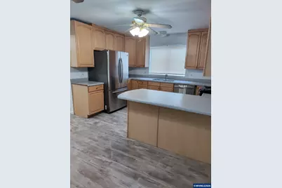 730 Burton St, Harrisburg, OR 97446 - Photo 8