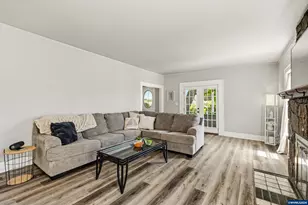 622 NW 29th St, Corvallis, OR 97330 - Photo 8
