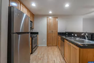 6298 SW Grand Oaks #I-102 Dr, Corvallis, OR 97330 - Photo 4