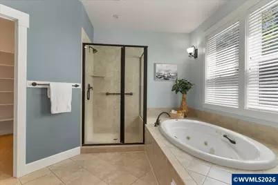 2052 Chapman Hill Dr NW, Salem, OR 97304 - Photo 36