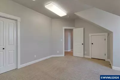 2052 Chapman Hill Dr NW, Salem, OR 97304 - Photo 40
