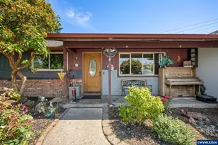 3827 Pine St SE, Albany, OR 97322 - Photo 2