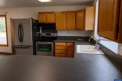 1590 W 2nd St, Halsey, OR 97348 - Photo 16
