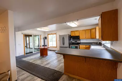 1590 W 2nd St, Halsey, OR 97348 - Photo 12