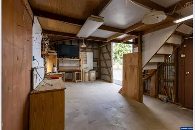 1590 W 2nd St, Halsey, OR 97348 - Photo 42