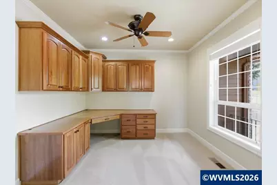 5810 Pikes Pass St SE, Salem, OR 97306 - Photo 10