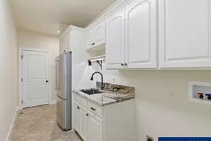 5810 Pikes Pass St SE, Salem, OR 97306 - Photo 36
