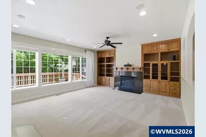 5810 Pikes Pass St SE, Salem, OR 97306 - Photo 12