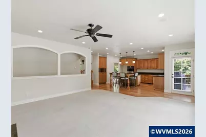 5810 Pikes Pass St SE, Salem, OR 97306 - Photo 14