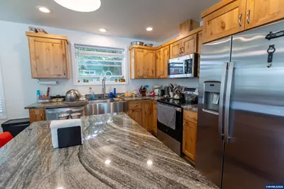 233 S 15th St, Philomath, OR 97370 - Photo 26