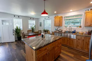 233 S 15th St, Philomath, OR 97370 - Photo 20