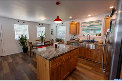 233 S 15th St, Philomath, OR 97370 - Photo 28