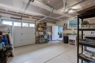 233 S 15th St, Philomath, OR 97370 - Photo 48