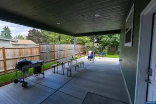 233 S 15th St, Philomath, OR 97370 - Photo 38