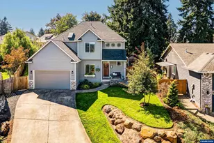 207 Sweden Cir, Silverton, OR 97381 - Photo 1