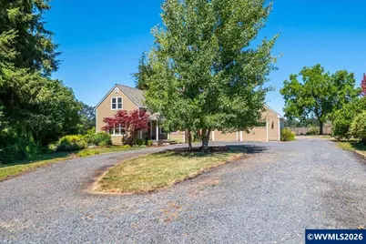 11255 Kroenig Rd, Amity, OR 97101 - Photo 2
