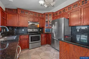 209 E North St, Newberg, OR 97132 - Photo 6