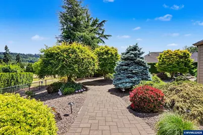 3590 Deerfield Dr S, Salem, OR 97302 - Photo 14