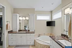 3590 Deerfield Dr S, Salem, OR 97302 - Photo 40