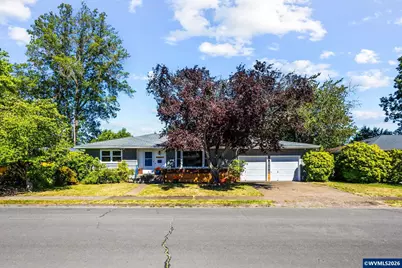 1127 NW 18th St, Corvallis, OR 97330 - Photo 2
