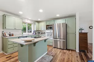 6495 Honeywood Ct NE, Keizer, OR 97303 - Photo 28