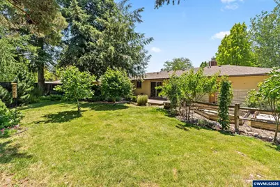 983 NW Cypress Av, Corvallis, OR 97330 - Photo 38