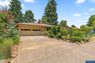 983 NW Cypress Ave, Corvallis, OR 97330 - Photo 2
