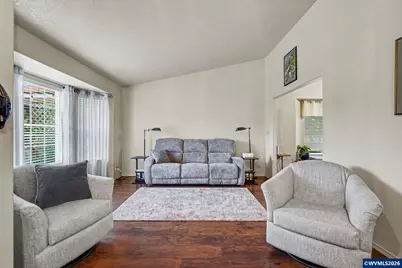 4255 Great Plains Dr NE, Salem, OR 97305 - Photo 6