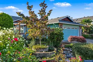 4255 Great Plains Dr NE, Salem, OR 97305 - Photo 6