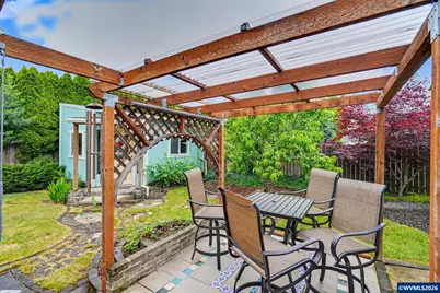 4255 Great Plains Dr NE, Salem, OR 97305 - Photo 32