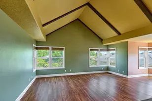80 Sweden Cir, Silverton, OR 97381 - Photo 6