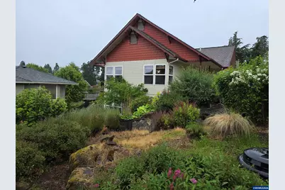 80 Sweden Cir, Silverton, OR 97381 - Photo 2