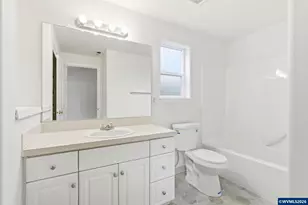 735 22nd Ave NW, Salem, OR 97304 - Photo 20