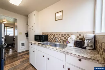 1933 NW Harbor Av, Lincoln City, OR 97367 - Photo 16