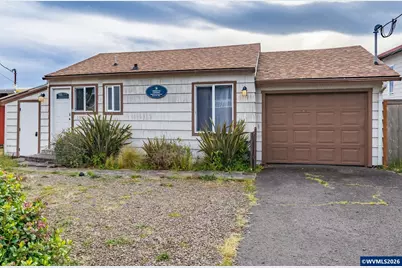 1933 NW Harbor Av, Lincoln City, OR 97367 - Photo 8