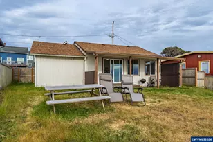 1933 NW Harbor Ave, Lincoln City, OR 97367 - Photo 4