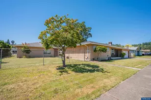 951 Dogwood St, Sweet Home, OR 97386 - Photo 44